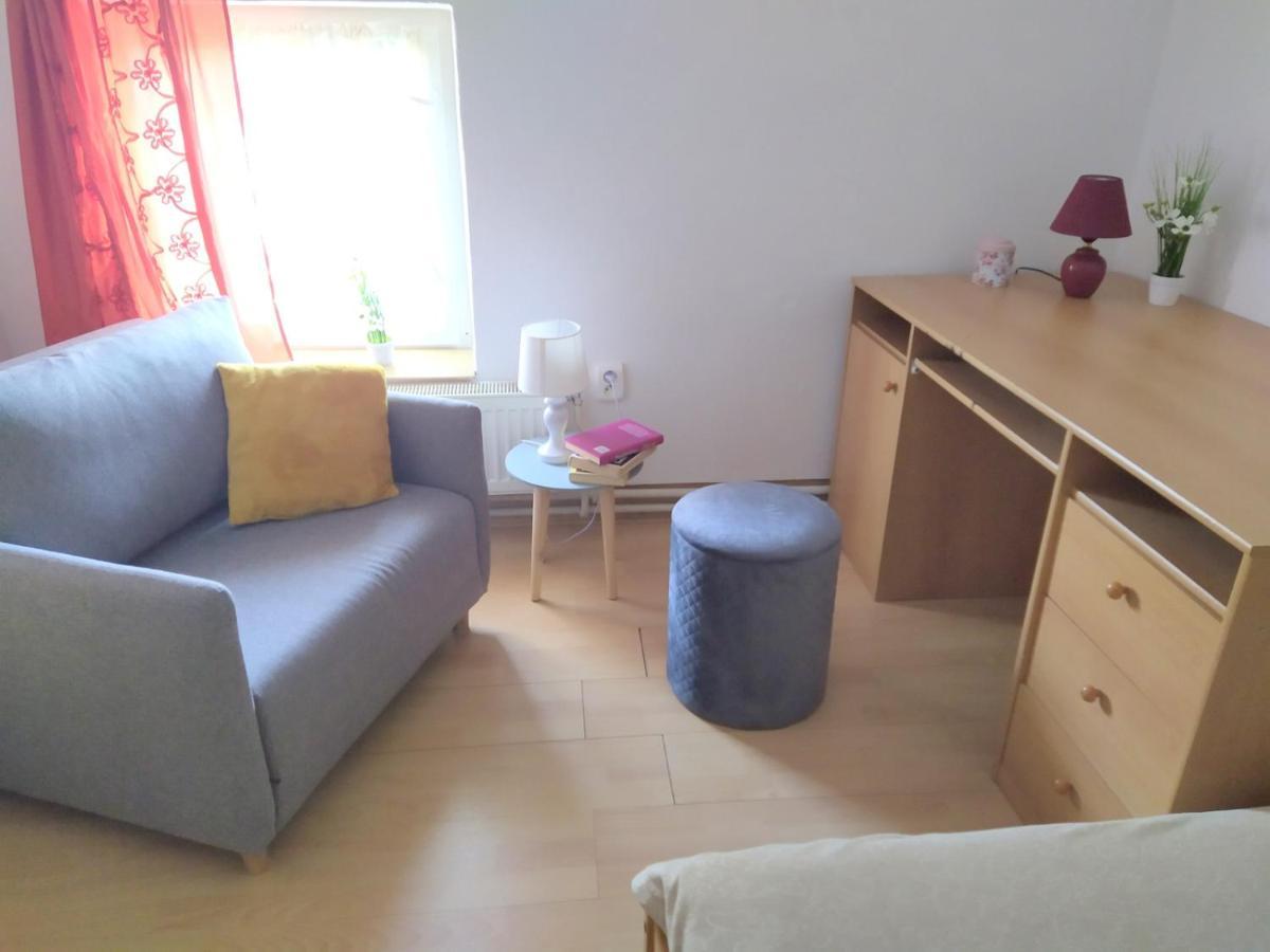 Ubytovanie pod Červeným kameňom Malé Karpaty Pila  Exterior foto